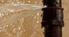 Come trovare una perdita d’acqua in casa: guida pratica completa