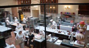 Attrezzature per bar e ristoranti: come scegliere strumenti che garantiscono velocità, qualità e sicurezza