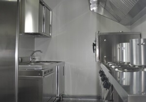 Forniture professionali per la ristorazione: come scegliere ciò che serve davvero per lavorare meglio ogni giorno