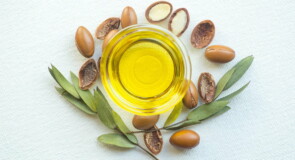 Olio di Argan: non solo capelli, gli usi furbi che pochi considerano